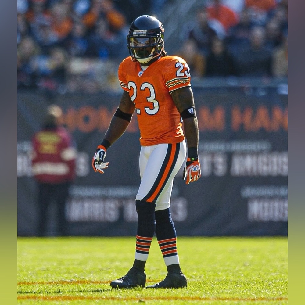 Chicago Bears Devin Hester Jersey - Picture 4 of 4